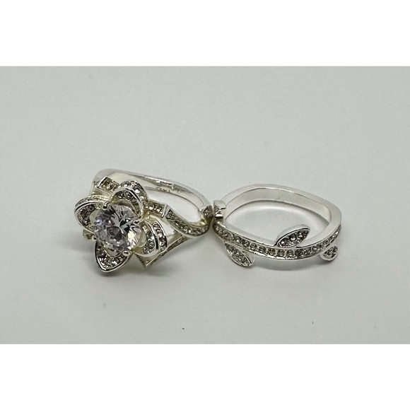 🆕 Silver CZ Ring Set - Picture 2 of 13